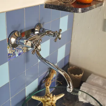 Pensjonat Giardinidivale A 2 Chilometri Da Finale Ligure 3*