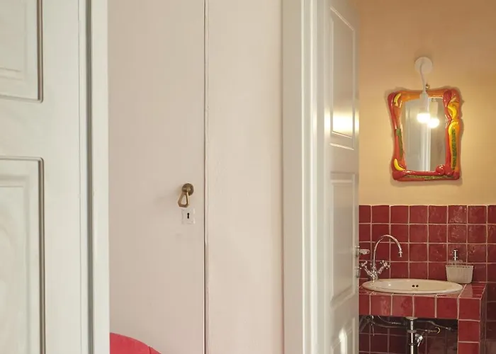 Giardinidivale A 2 Chilometri Da Finale Ligure Pensionat