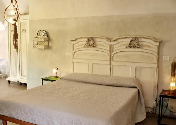 Giardinidivale A 2 Chilometri Da Finale Ligure 3* Borgio Verezzi