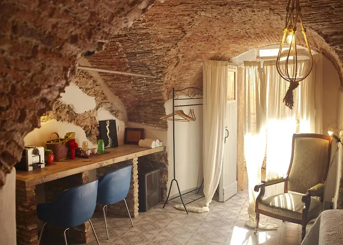 Giardinidivale Pensión 3*